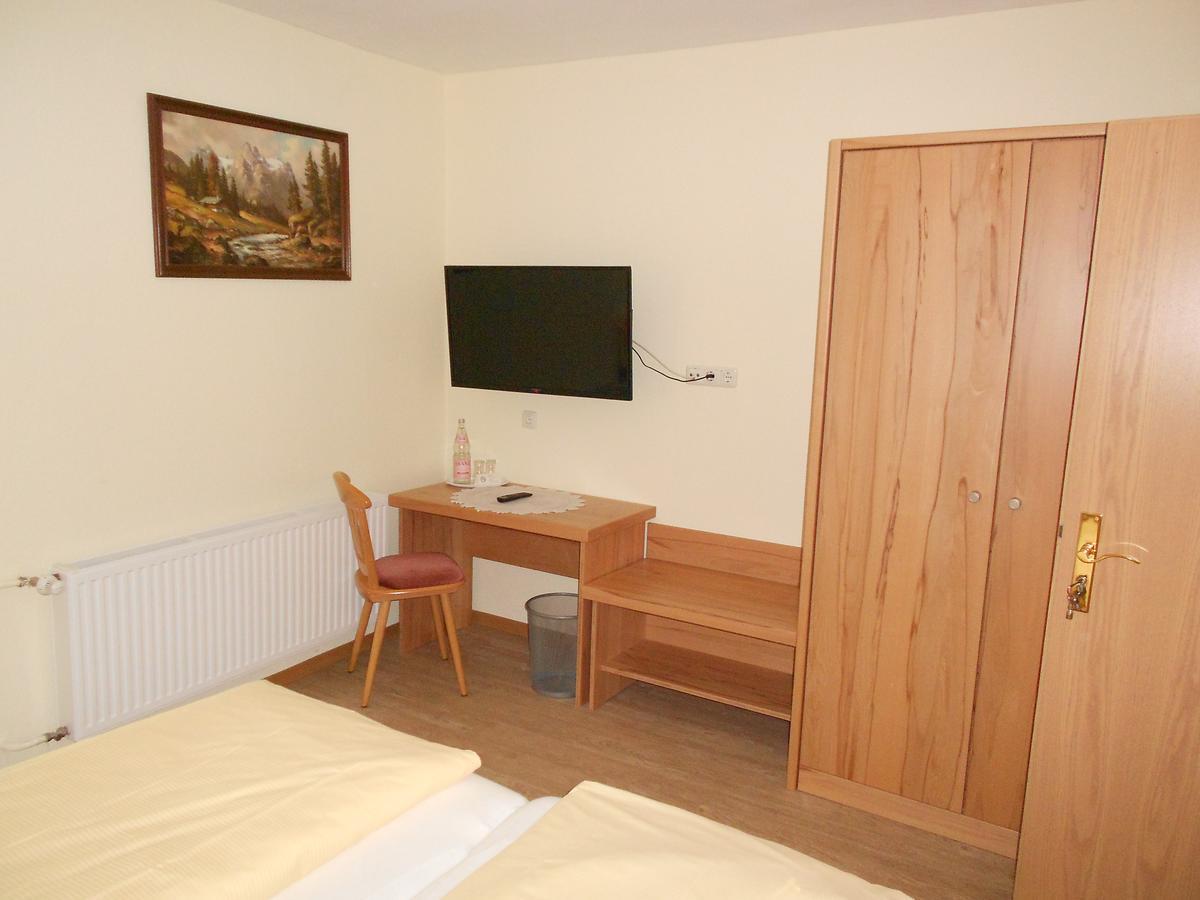 Hotel Blick Zum Maimont à Ludwigswinkel Extérieur photo
