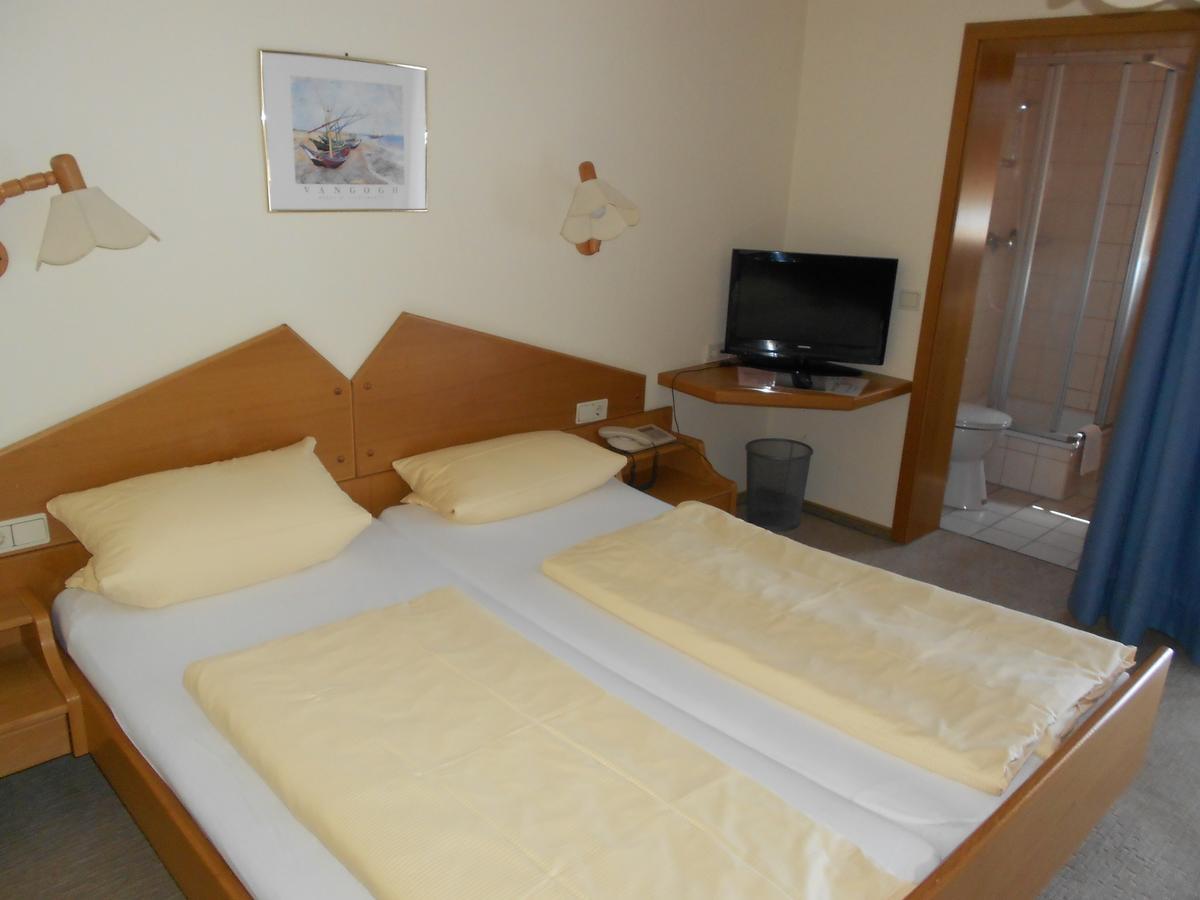 Hotel Blick Zum Maimont à Ludwigswinkel Extérieur photo